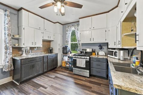 907 Poplar Street Huntington IN 46750