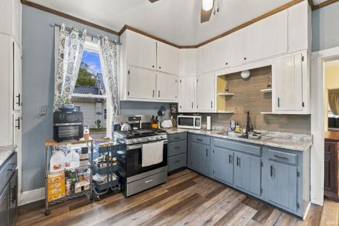 907 Poplar Street Huntington IN 46750