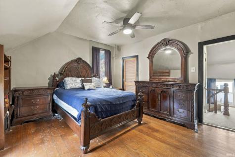 907 Poplar Street Huntington IN 46750
