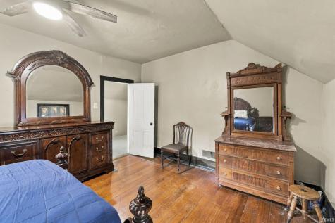907 Poplar Street Huntington IN 46750