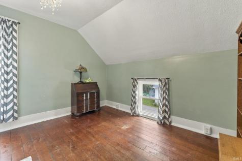 907 Poplar Street Huntington IN 46750