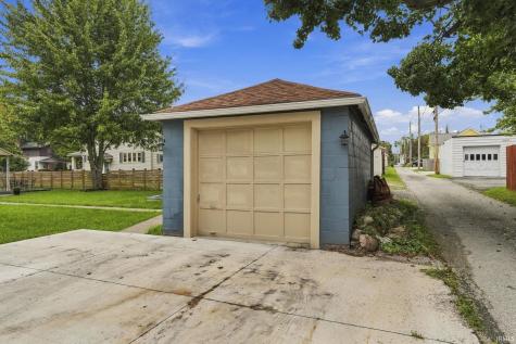 907 Poplar Street Huntington IN 46750
