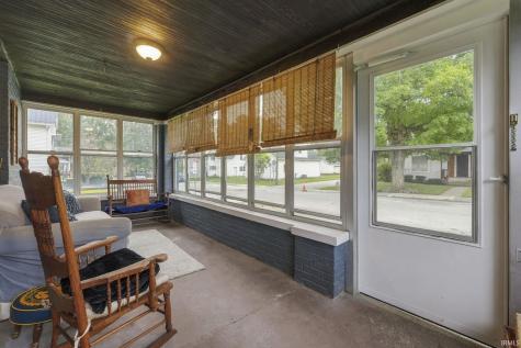 907 Poplar Street Huntington IN 46750