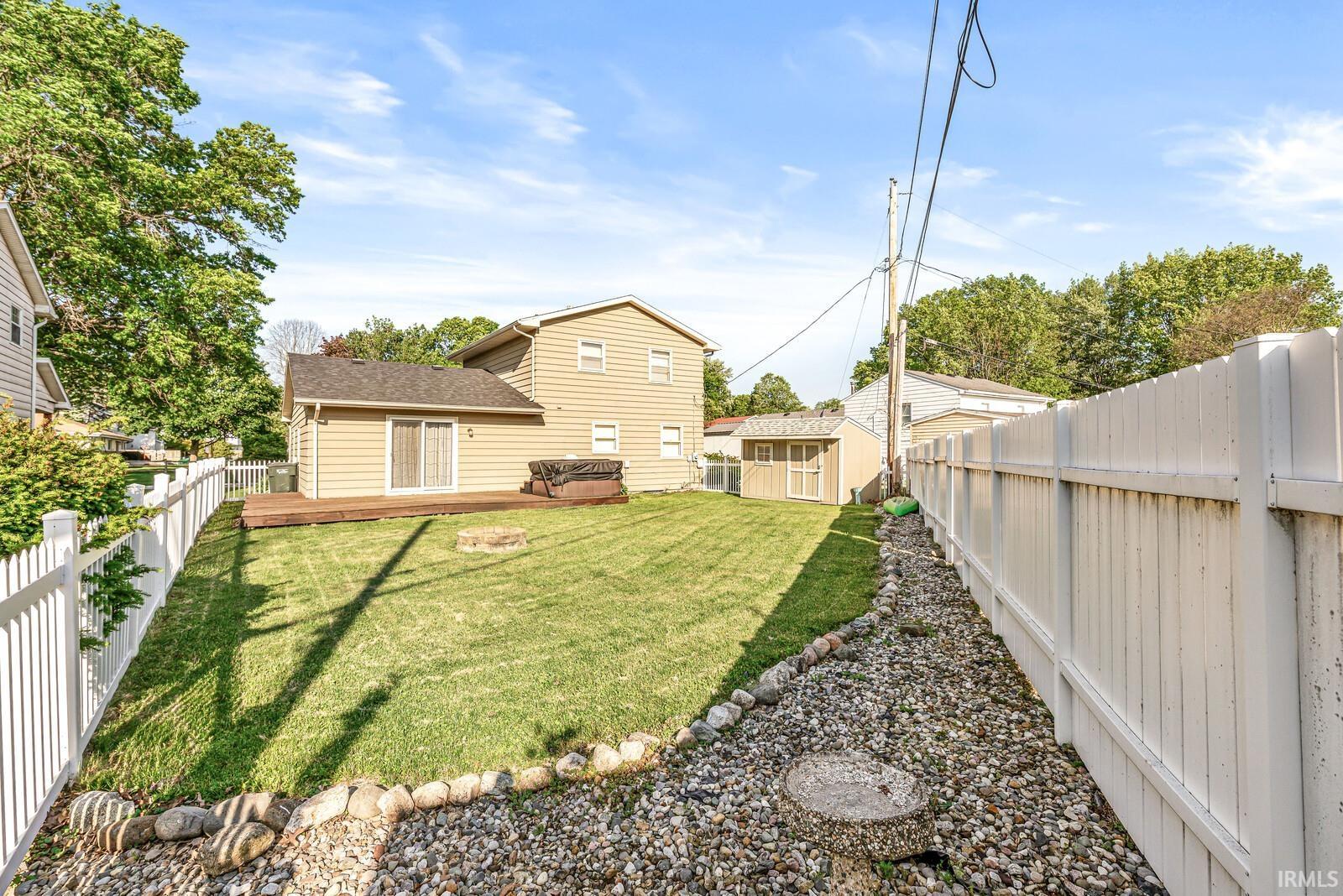 1473 Cambridge Drive South Bend IN 46614