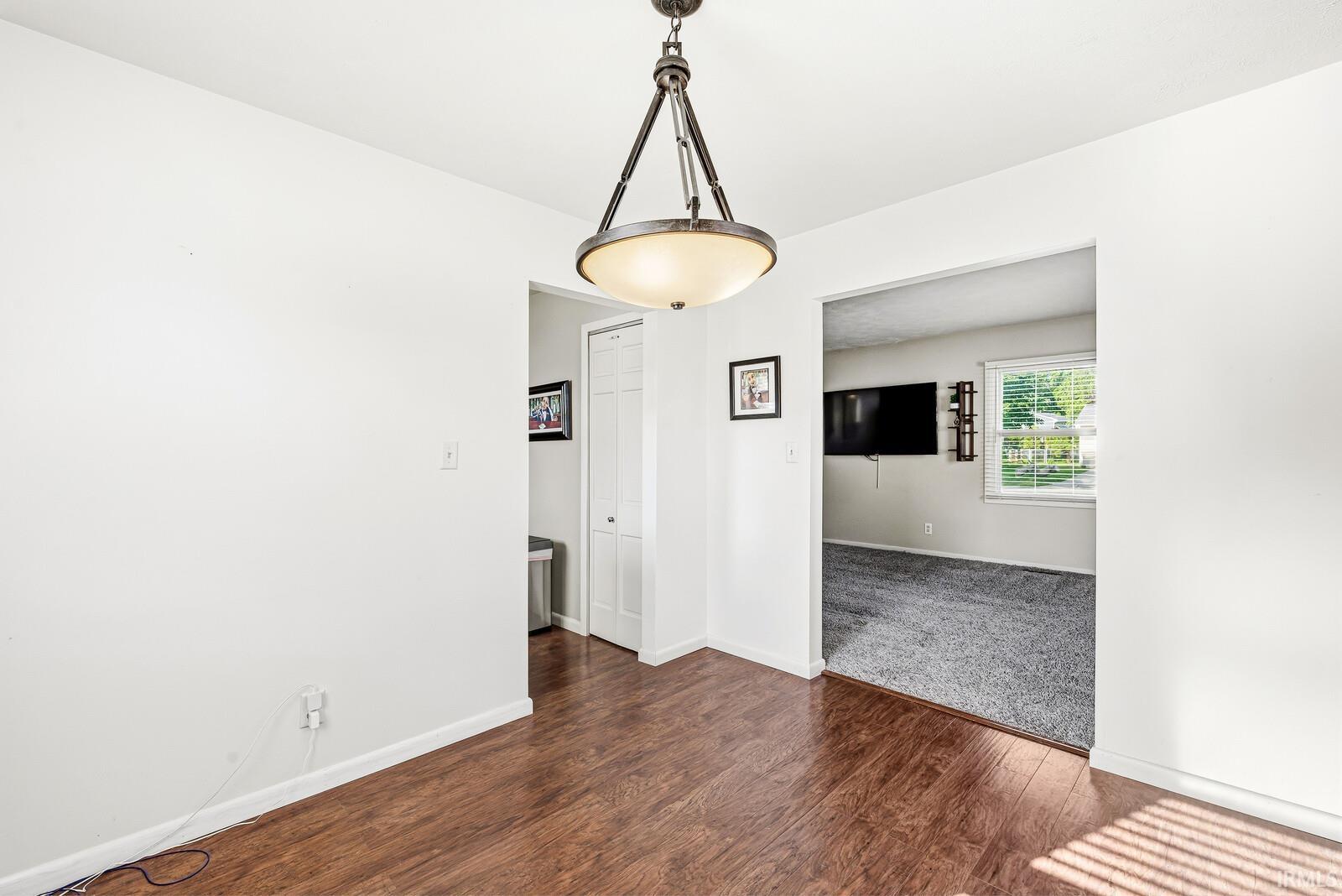 1473 Cambridge Drive South Bend IN 46614