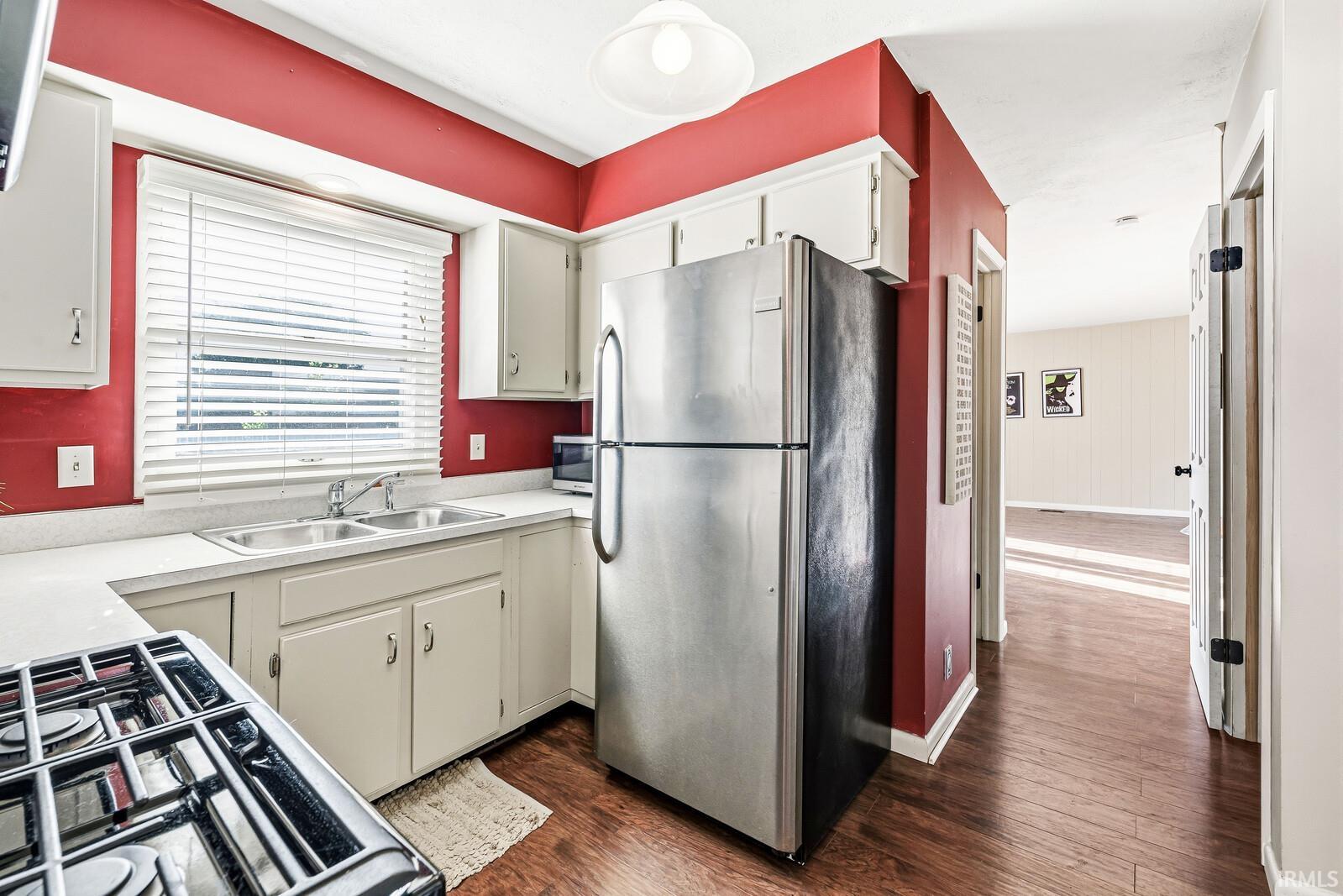 1473 Cambridge Drive South Bend IN 46614