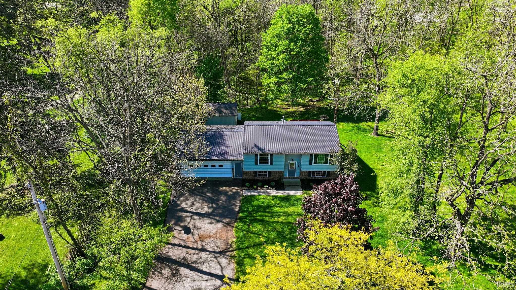 715 W 9th Street Rochester IN 46975