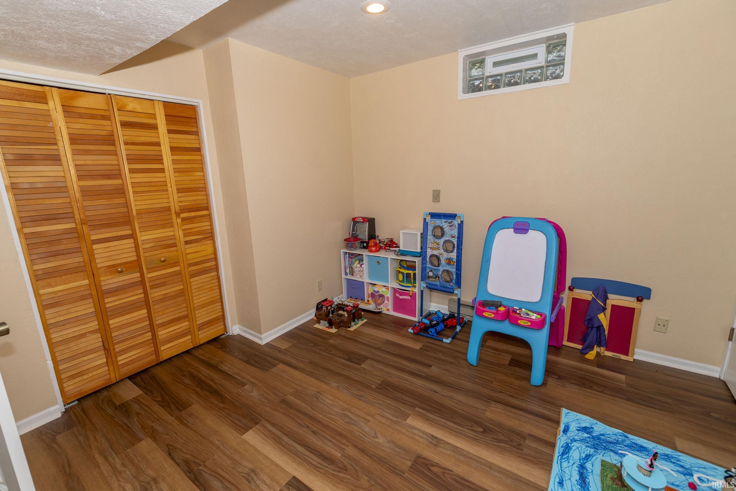 51145 W Brandychase Granger IN 46530