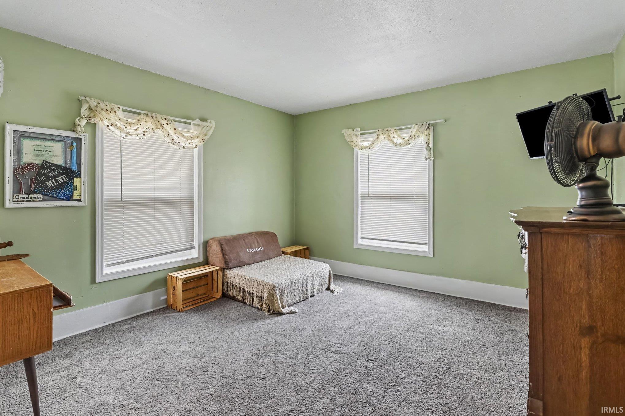 1009 E Ewing Avenue South Bend IN 46613