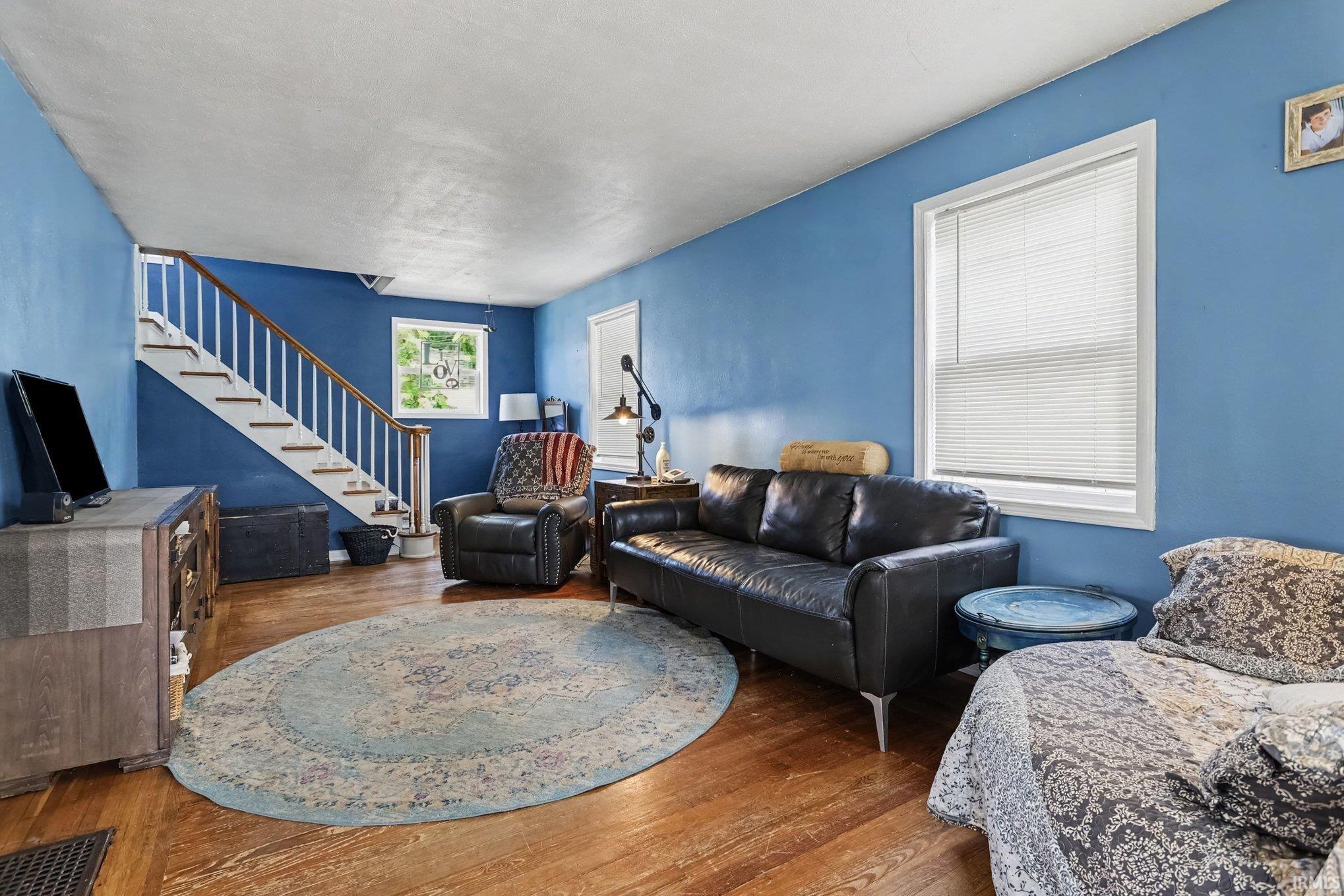 1009 E Ewing Avenue South Bend IN 46613