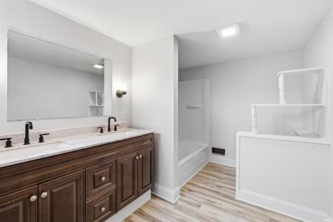 2311 Main Street Elwood IN 46036