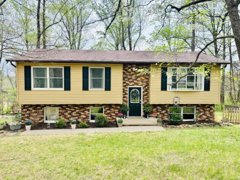 1191 N Lawrence Hollow Drive Bloomfield IN 47424