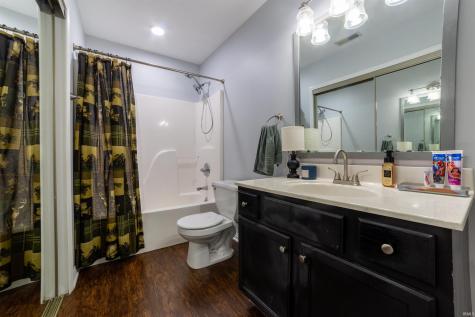 4034 Shadwell Drive Evansville IN 47715