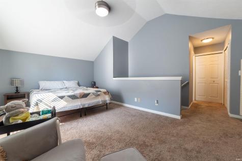4034 Shadwell Drive Evansville IN 47715