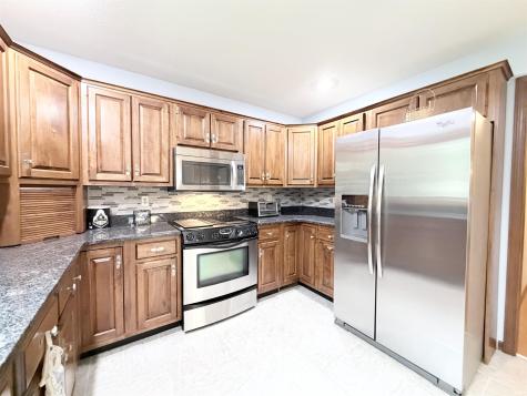 20711 Windrush Court South Bend IN 46614