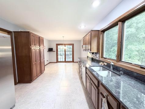 20711 Windrush Court South Bend IN 46614