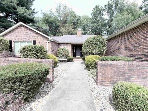 20711 Windrush Court South Bend IN 46614