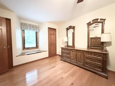 20711 Windrush Court South Bend IN 46614