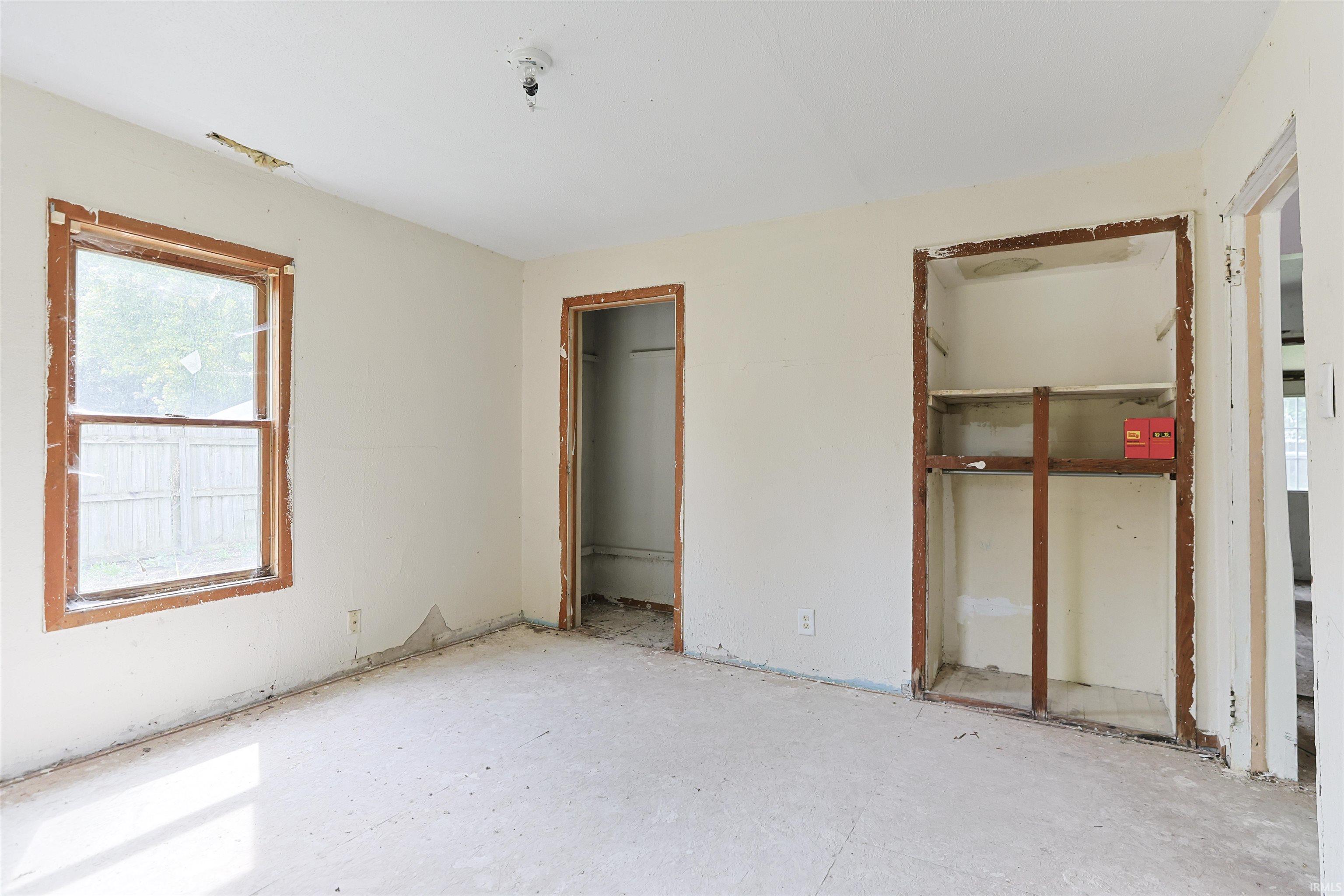 111 N Grand Street Lakeville IN 46536