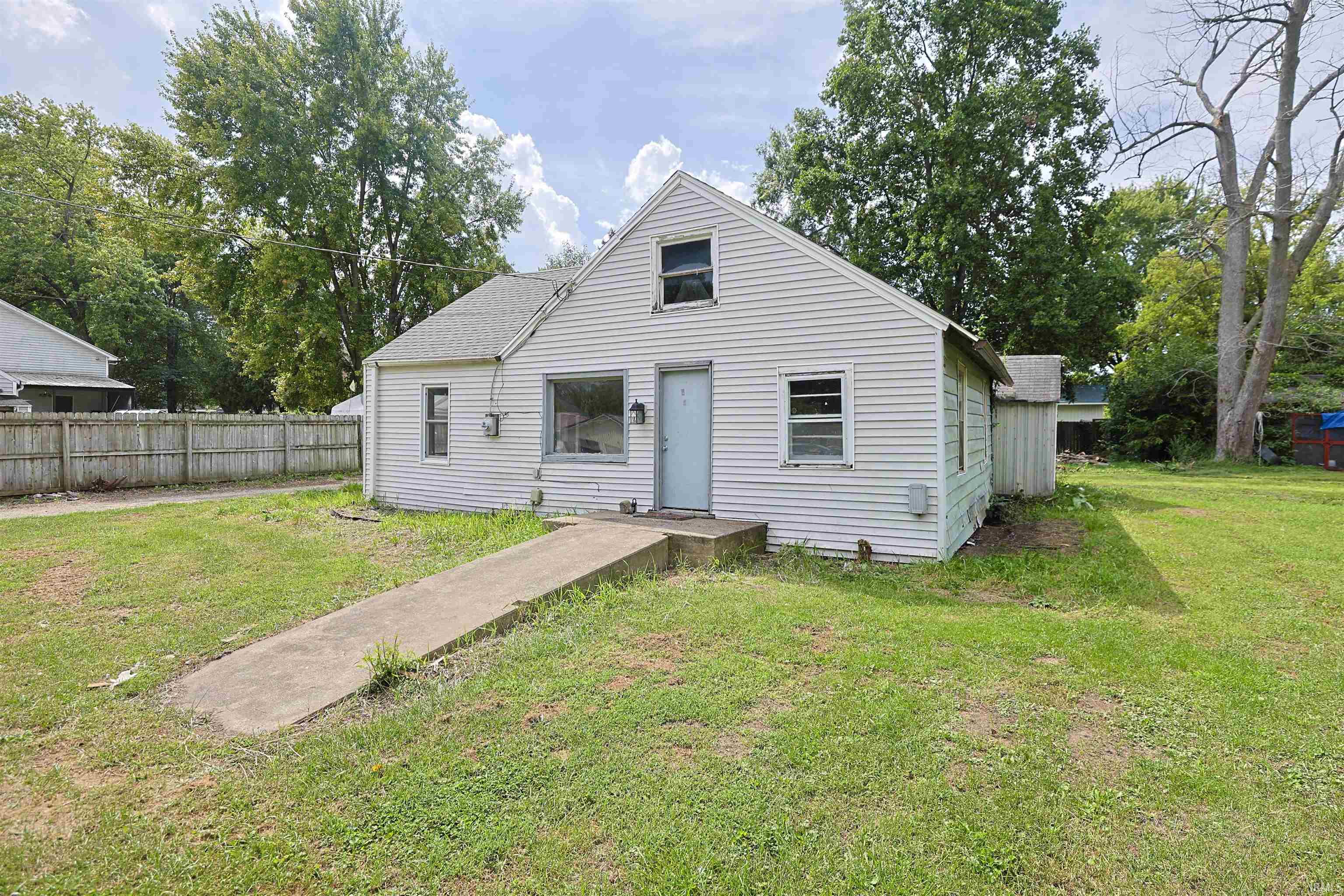 111 N Grand Street Lakeville IN 46536
