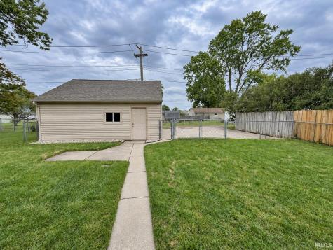 510 E Lowell Avenue Mishawaka IN 46545