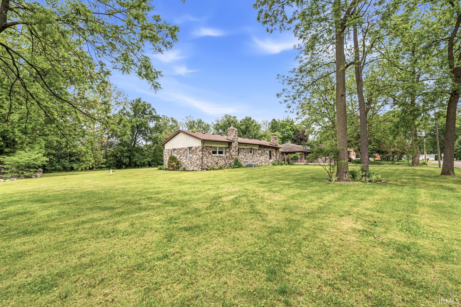 54522 Homeland Road Elkhart IN 46514