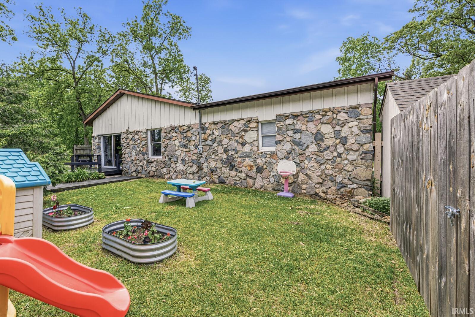 54522 Homeland Road Elkhart IN 46514