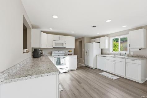 1303 Ludwig Park Drive Fort Wayne IN 46825