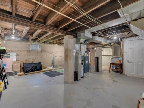2526 S Wayne Avenue Fort Wayne IN 46807