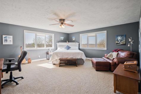13032 S County Road 300 Road Galveston IN 46932