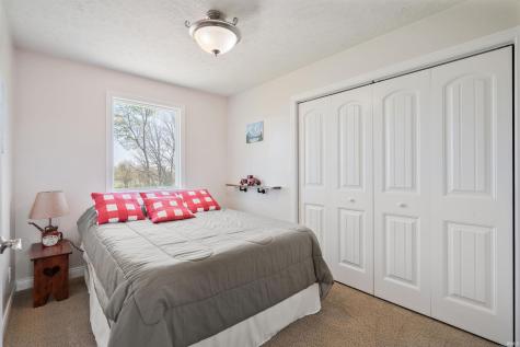 13032 S County Road 300 Road Galveston IN 46932