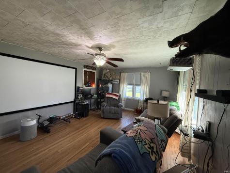 407 N West Street Odon IN 47562