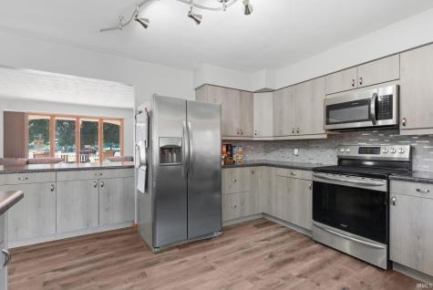 2787 E Cherry Lane Marion IN 46953