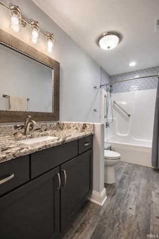 116 N Ashton Lane Valparaiso IN 46385