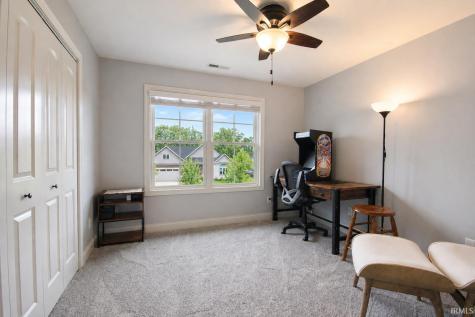 116 N Ashton Lane Valparaiso IN 46385
