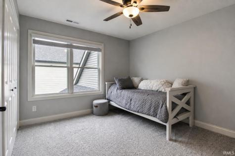 116 N Ashton Lane Valparaiso IN 46385