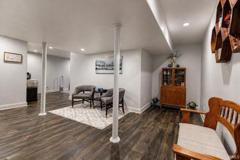 116 N Ashton Lane Valparaiso IN 46385