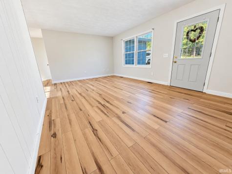 403 W Tamera Lane Ellettsville IN 47429