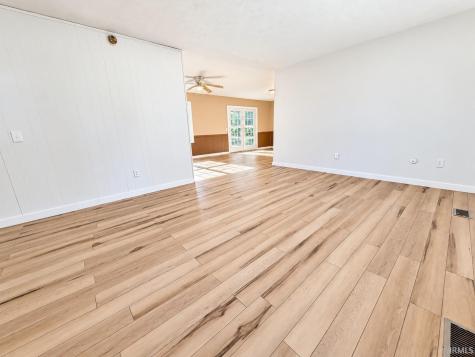 403 W Tamera Lane Ellettsville IN 47429