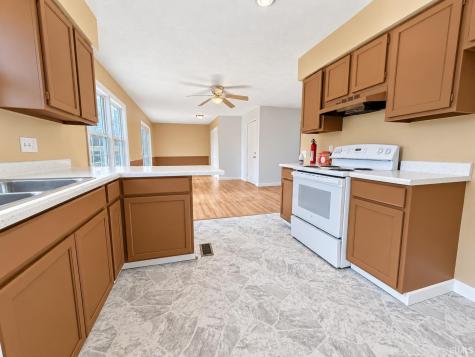 403 W Tamera Lane Ellettsville IN 47429