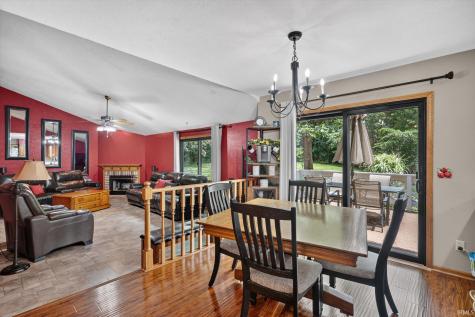 51976 Westwood Forest Drive South Bend IN 46628