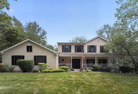 51976 Westwood Forest Drive South Bend IN 46628