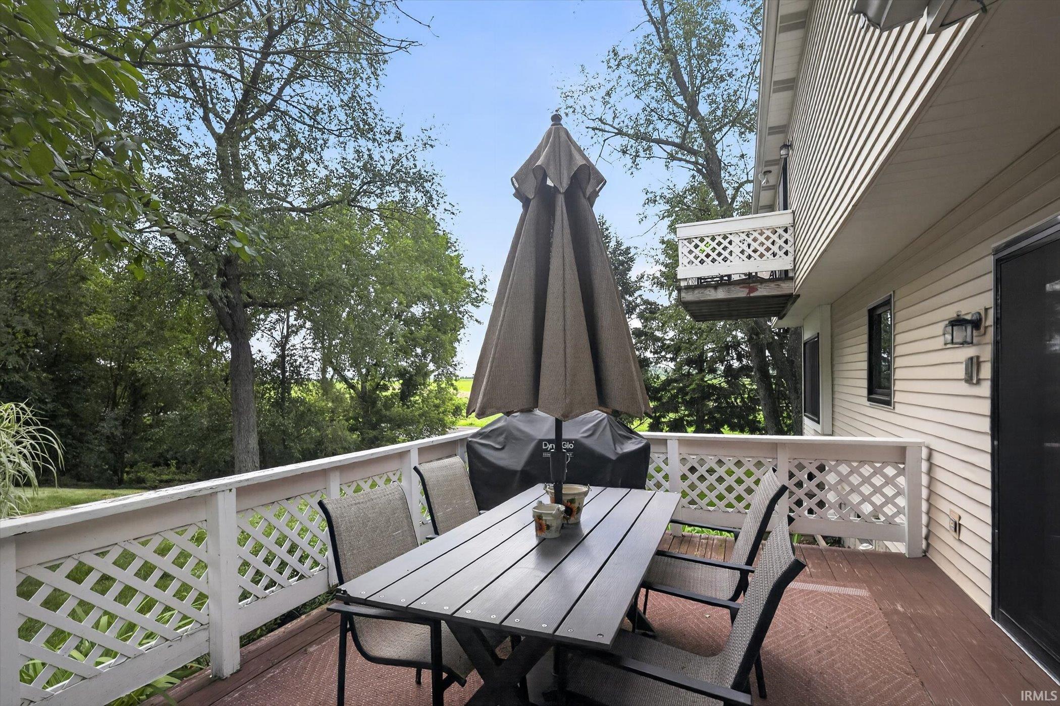 51976 Westwood Forest Drive South Bend IN 46628