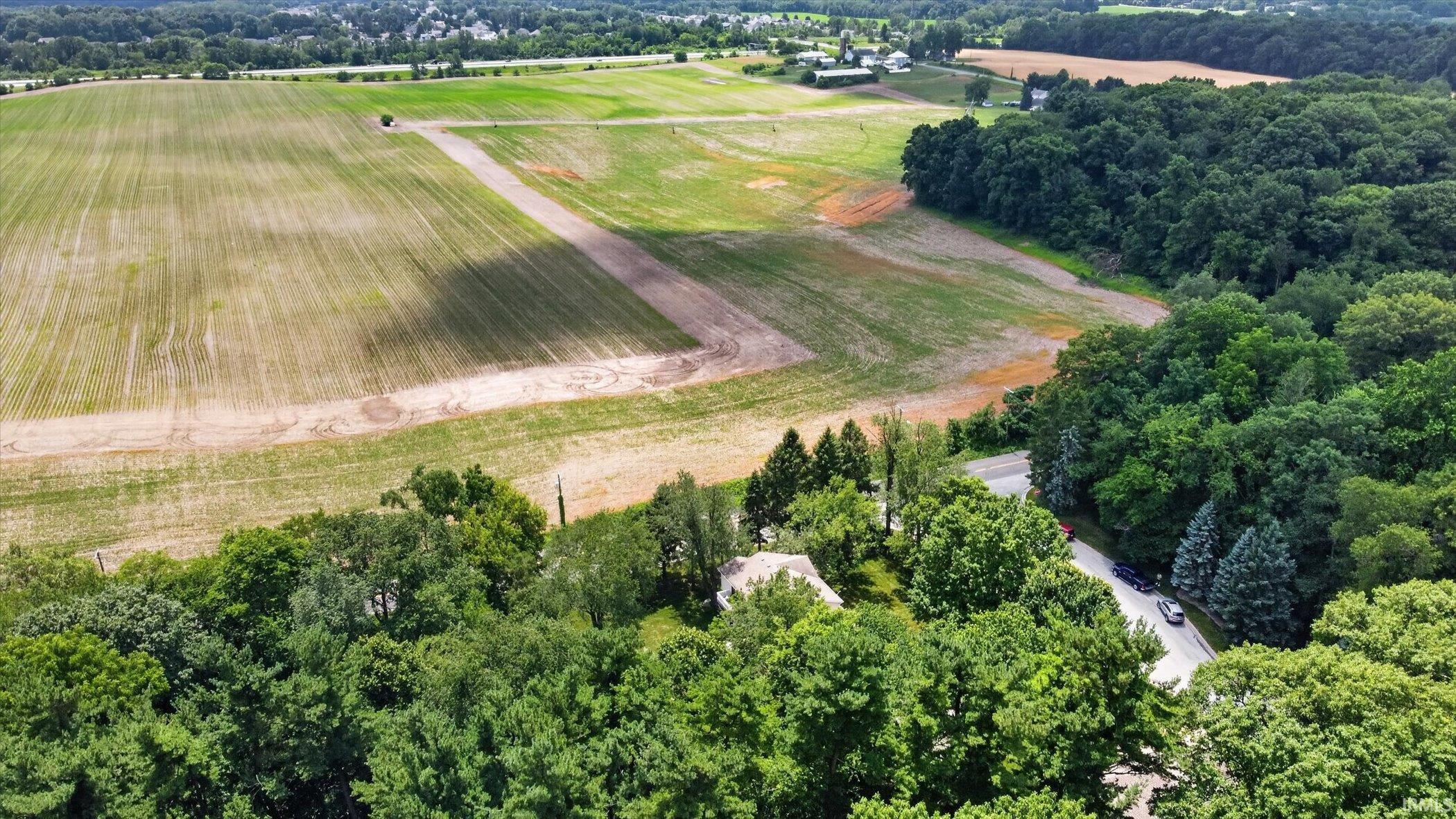 51976 Westwood Forest Drive South Bend IN 46628
