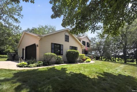 51976 Westwood Forest Drive South Bend IN 46628