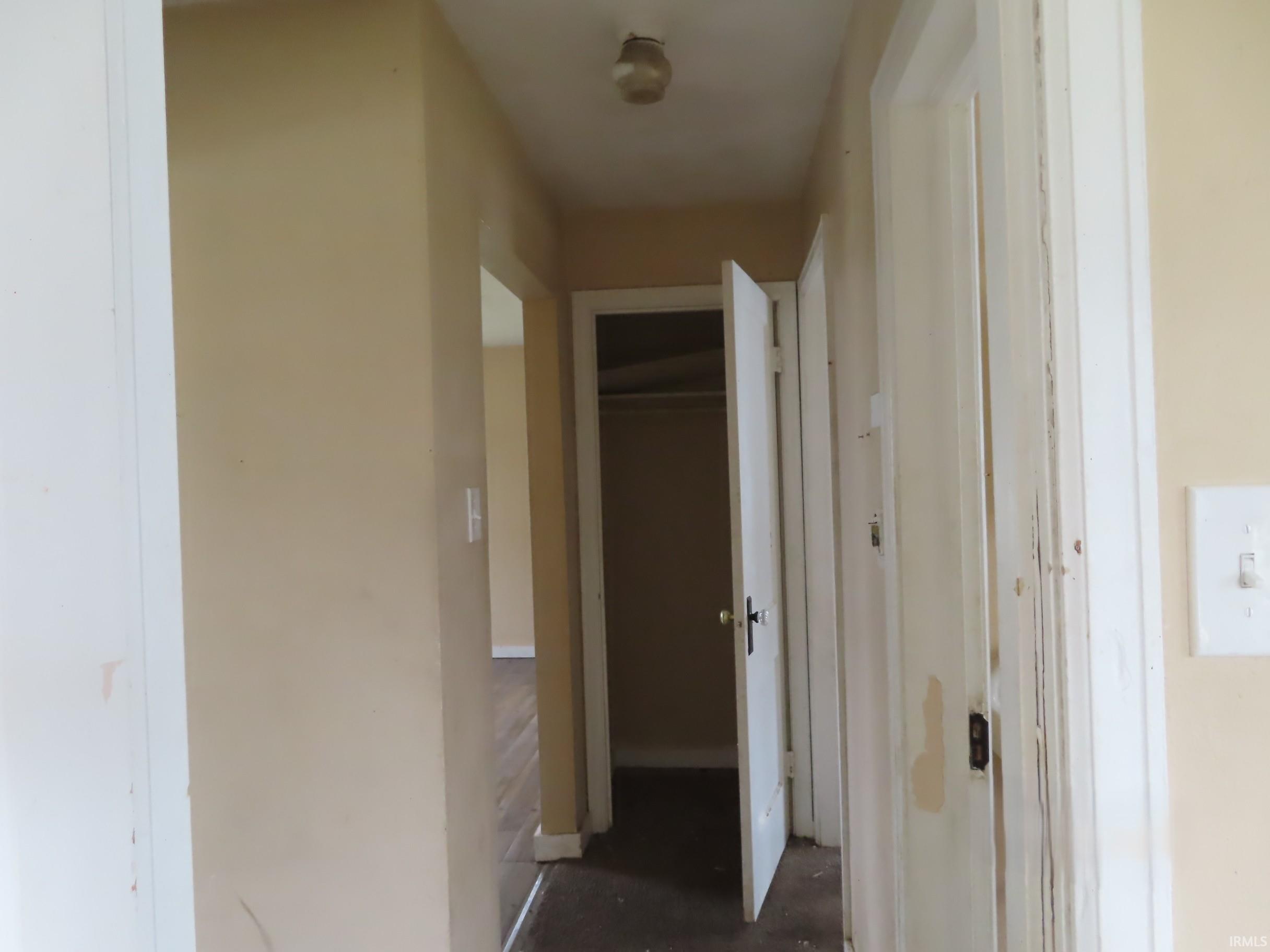2824 Calhoun Street South Bend IN 46628