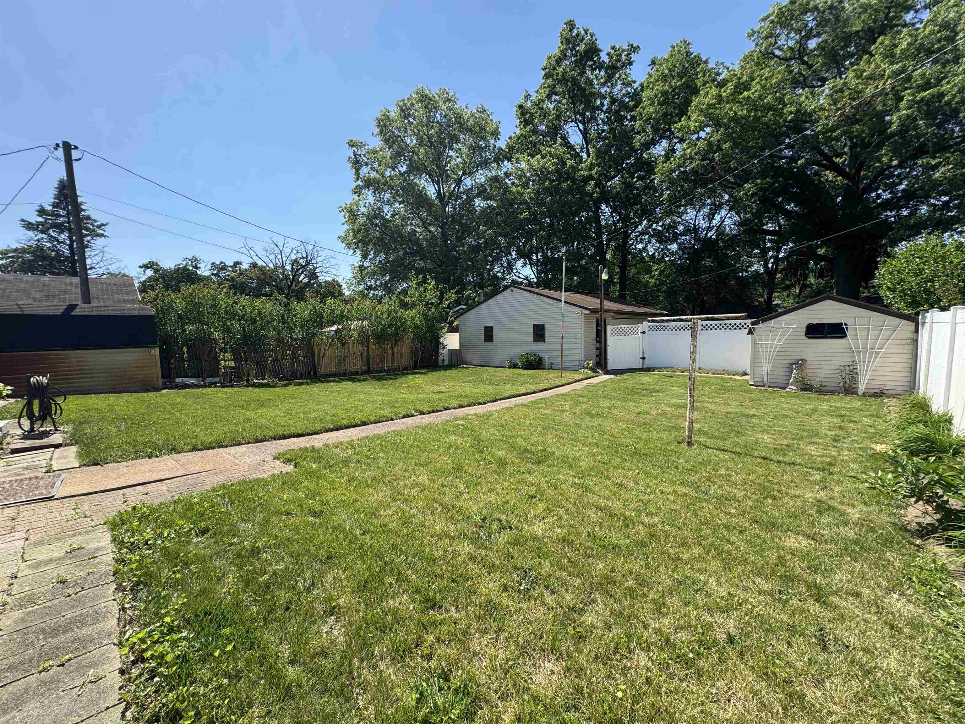1430 Mcpherson Street Elkhart IN 46514