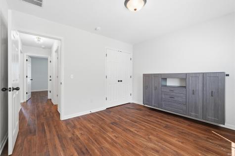 14399 Verona Lakes Passage Fort Wayne IN 46814