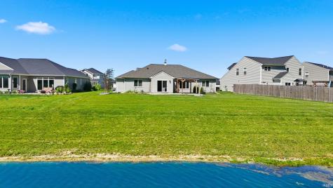 14399 Verona Lakes Passage Fort Wayne IN 46814
