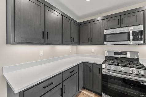 1182 Zenos Boulevard Fort Wayne IN 46818